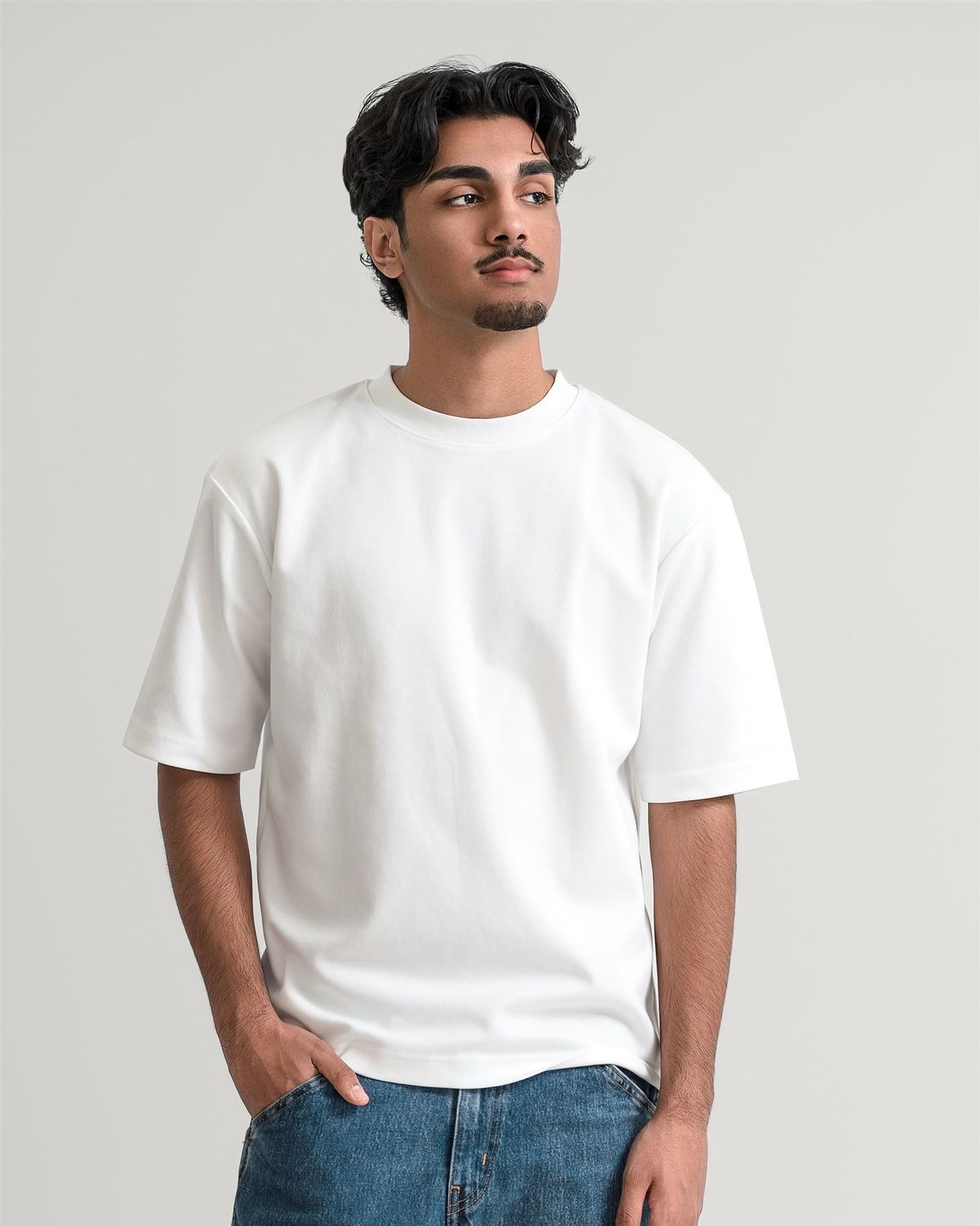 Basic crew neck t-shirt
